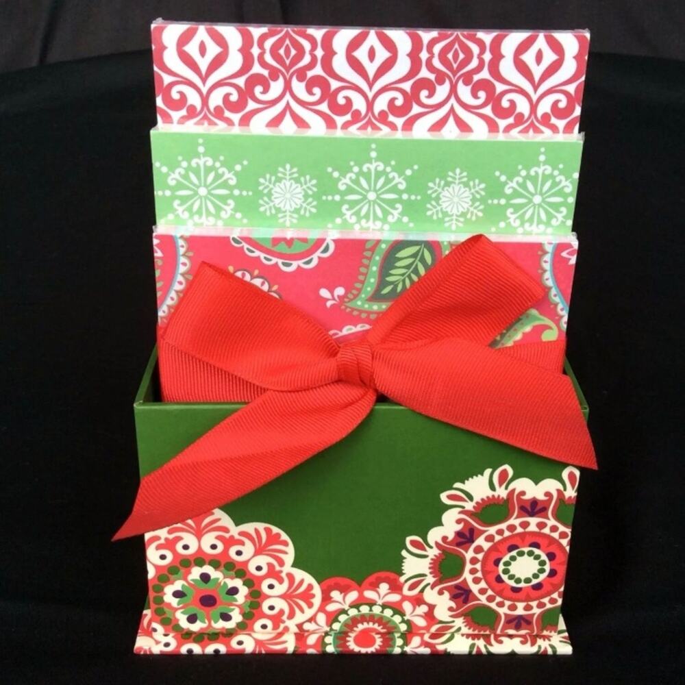 BRAND NEW Hallmark‎ Christmas 3 Pad Gift Desk Set-75 Sheets